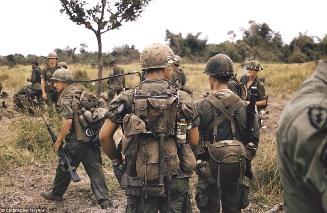 Ảnh độc chưa từng công bố về lính Mỹ trong chiến tranh Việt Nam ảnh 7