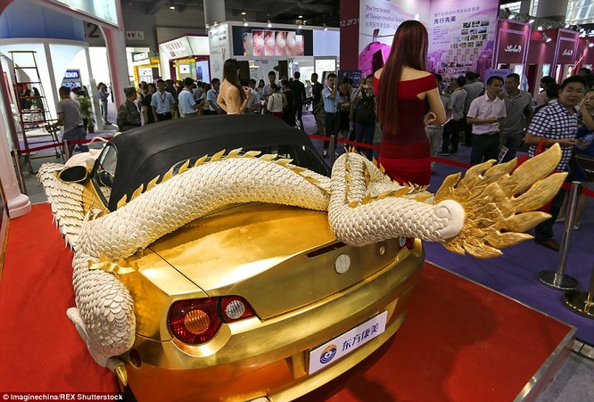 “Siêu xe rồng” dát vàng, thú chơi ngông của đại gia Trung Quốc ảnh 3