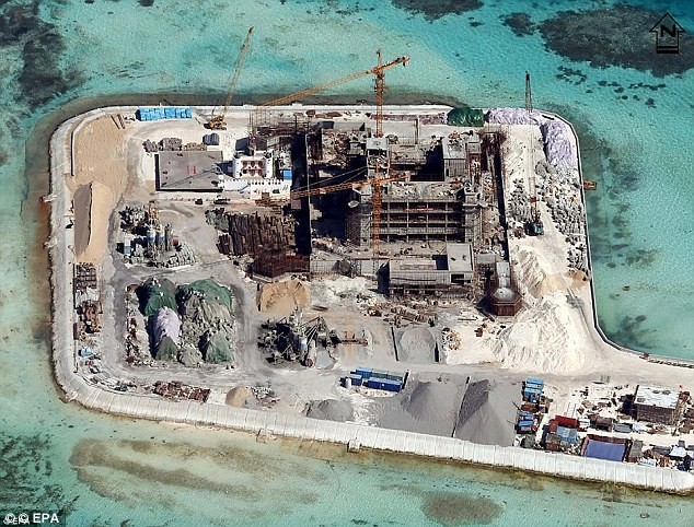 Đảo nhân tạo Trung Quốc và cuộc chiến tàu ngầm ở Biển Đông ảnh 1