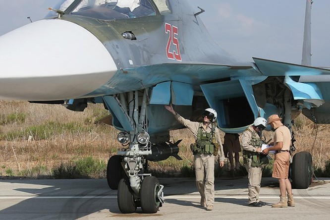 “Thú mỏ vịt” Su-34 tác chiến ở Syria thu hút Việt Nam và nhiều nước ảnh 4