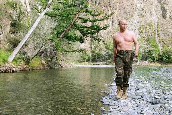 Putin “quyền lực nhất” thế giới và những khoảnh khắc sức mạnh ảnh 2