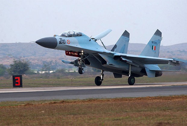 Siêu tiêm kích Su-35 sẽ trấn giữ biển đảo Việt Nam ảnh 5