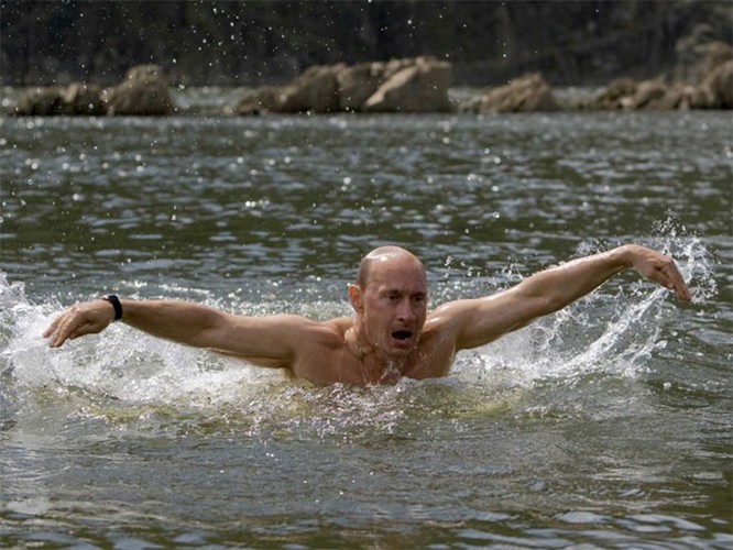 Putin và những "thế võ" trên chính trường ảnh 1