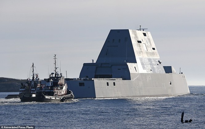 Ngắm siêu khu trục USS Zumwalt Mỹ giá 4,4 tỷ USD ảnh 4