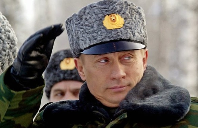 Ông Putin khích lệ binh sĩ Nga chiến đấu ở nước ngoài ảnh 1