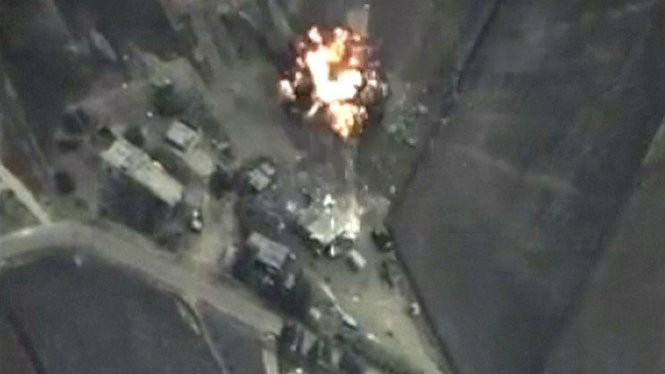 Không quân Nga tấn công mục tiêu khủng bố tại Syria