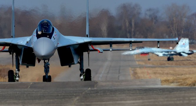 Siêu tiêm kích Su-35S của Nga đã trực chiến tại Syria