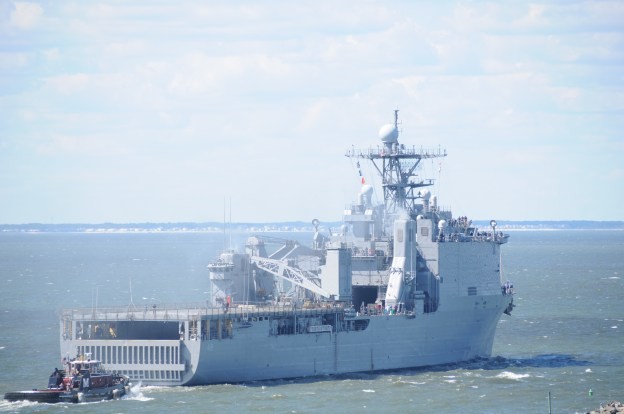 Mỹ điều tàu sân bay đến Biển Đông, Trung Quốc tăng chi quân sự thêm 8% ảnh 5