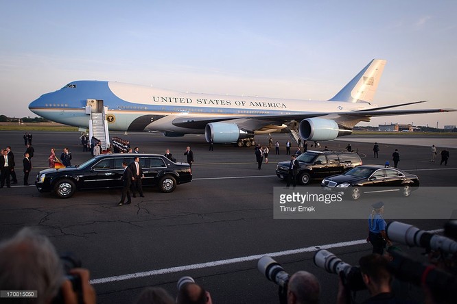 Đoàn Tổng thống Mỹ Obama đến Việt Nam trên 5 chuyên cơ ảnh 1