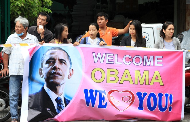 Người Sài Gòn ra đường đón Tổng thống Obama ảnh 11