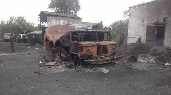 “Chảo lửa” Debaltsevo tan hoang sau trận huyết chiến khốc liệt ảnh 21