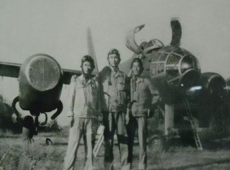 Giải mật lịch sử đơn vị máy bay ném bom Không quân VN - Phần 1 ảnh 1
