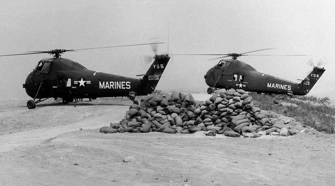 Chùm ảnh “độc“: Lính thủy đánh bộ Mỹ đổ bộ lên Đà Nẵng 50 năm trước ảnh 28