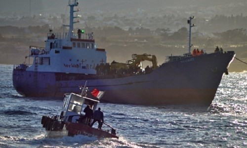 Lật tàu, 700 người chết thảm ngoài khơi Libya ảnh 1