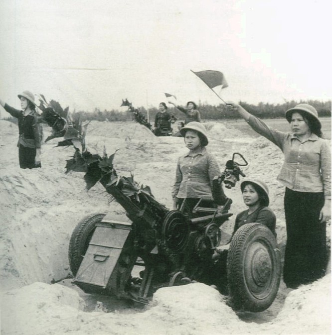 Bóng hồng Việt Nam - trên cả anh hùng - (phần 1) ảnh 18