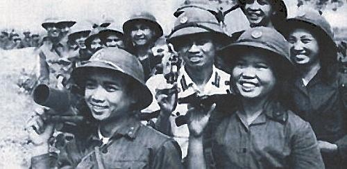 Bóng hồng Việt Nam - trên cả anh hùng - (phần 1) ảnh 27