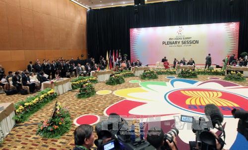 Hội nghị Cấp cao ASEAN 26 thông qua 3 Tuyên bố chung ảnh 1