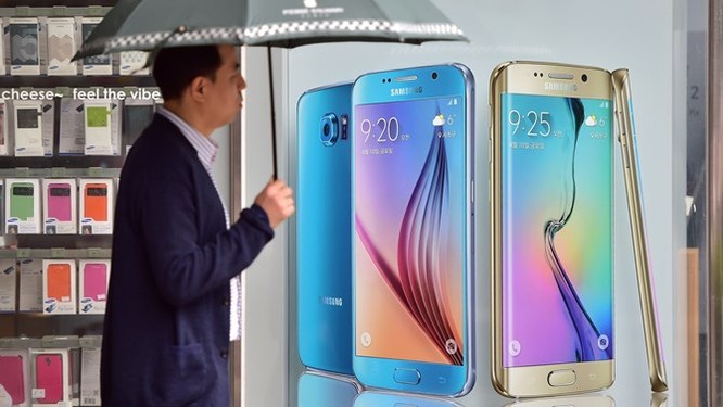 Lợi nhuận quý I của Samsung giảm “thê thảm” do cạnh tranh với Apple ảnh 2