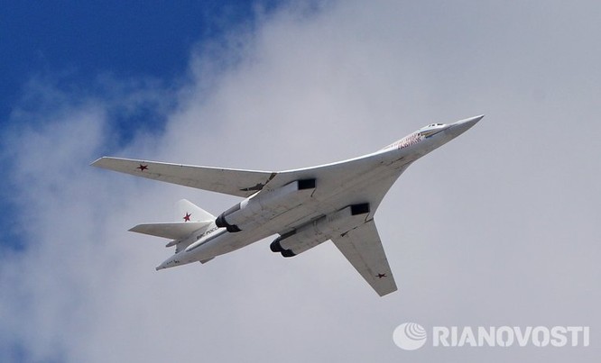 Cận cảnh không quân Nga diễn tập diễu hành trên bầu trời Moscow ảnh 13
