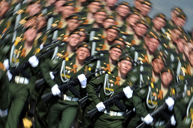 Cận cảnh lễ Diễu binh hoành tráng nhất từ trước đến nay tại Nga ảnh 5