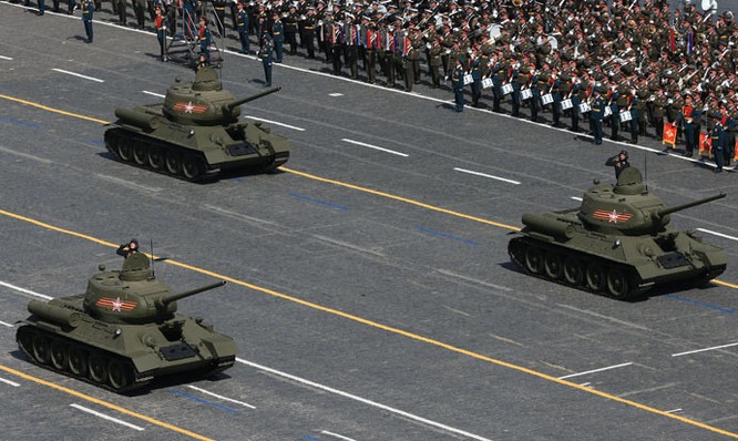 Cận cảnh lễ Diễu binh hoành tráng nhất từ trước đến nay tại Nga ảnh 6