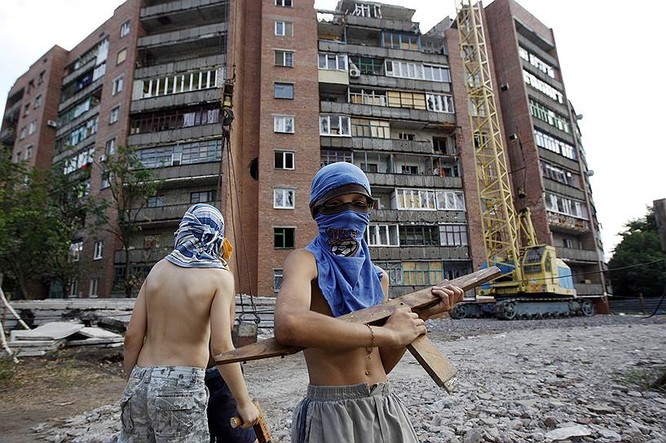 Cận cảnh xung đột Ukraine: một năm thảm họa ảnh 41