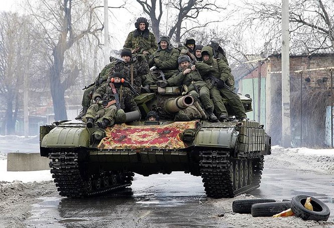 Cận cảnh xung đột Ukraine: một năm thảm họa ảnh 74