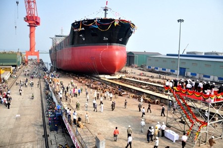 Nhà đầu tư ngoại mua 49% cổ phần Công ty Đóng tàu Hạ Long? ảnh 1