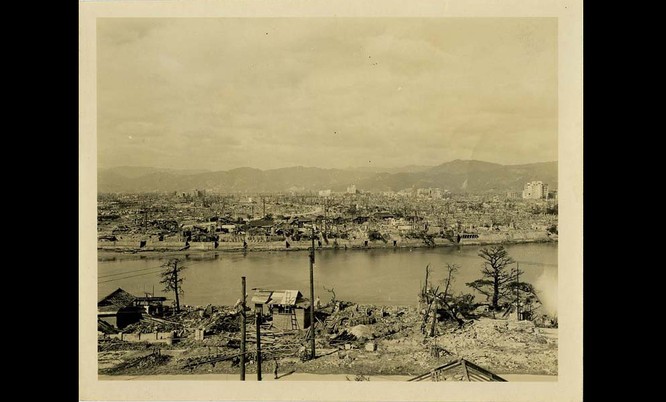 Chùm ảnh độc thảm họa hạt nhân Hirosima 70 năm trước ảnh 14