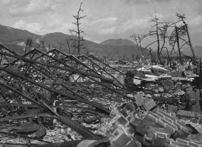 Chùm ảnh độc thảm họa hạt nhân Hirosima 70 năm trước ảnh 18