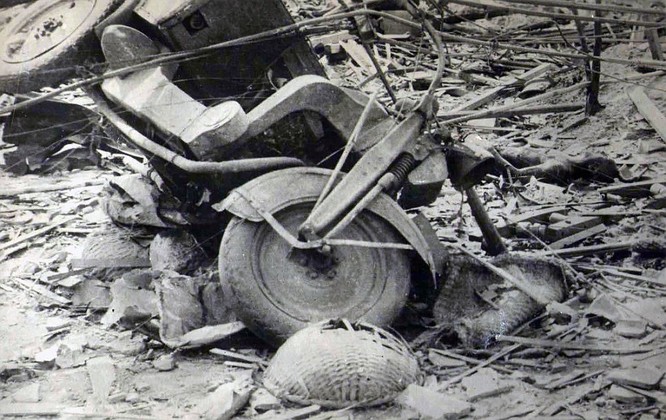 Chùm ảnh độc thảm họa hạt nhân Hirosima 70 năm trước ảnh 49