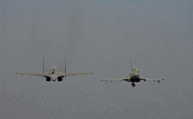 Vì sao Su-30MKI Ấn Độ thắng tuyệt đối Typhoon Anh? ảnh 3