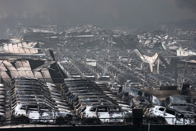 1.000 ôtô mới cháy đen vì vụ nổ ở Trung Quốc ảnh 5