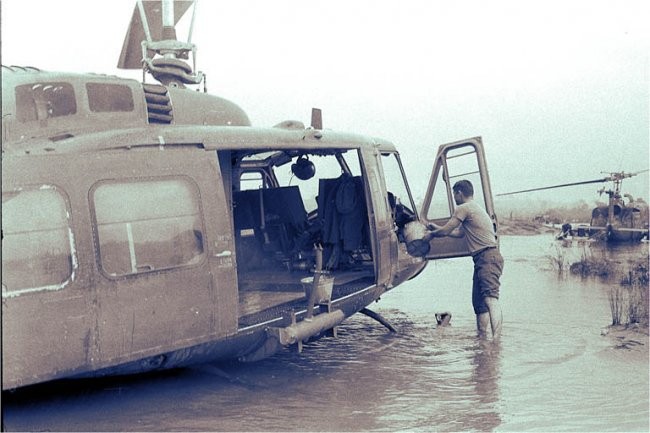 Cuộc chiến trực thăng Mỹ ở Việt Nam ảnh 13