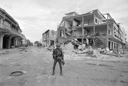 Cuộc chiến tranh Việt Nam qua ảnh của Henry Hyuet ảnh 47