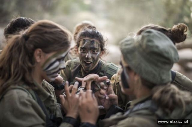 Những nữ quân nhân xinh đẹp Israel khiến giới mày râu cũng phải cúi chào ảnh 6