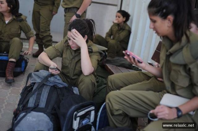 Những nữ quân nhân xinh đẹp Israel khiến giới mày râu cũng phải cúi chào ảnh 17