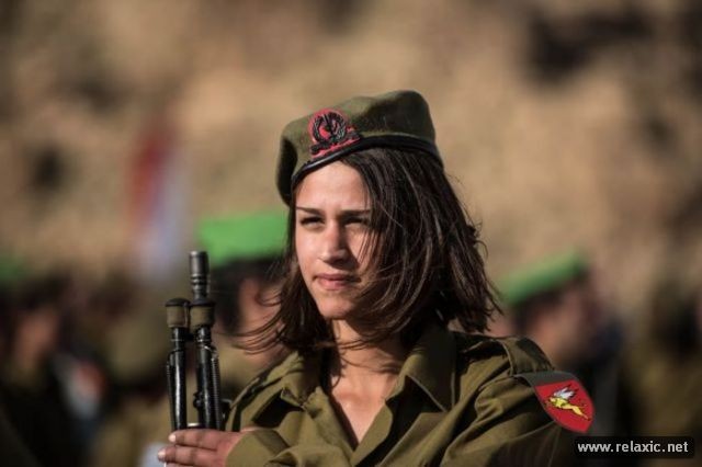 Những nữ quân nhân xinh đẹp Israel khiến giới mày râu cũng phải cúi chào ảnh 34