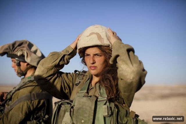 Những nữ quân nhân xinh đẹp Israel khiến giới mày râu cũng phải cúi chào ảnh 44