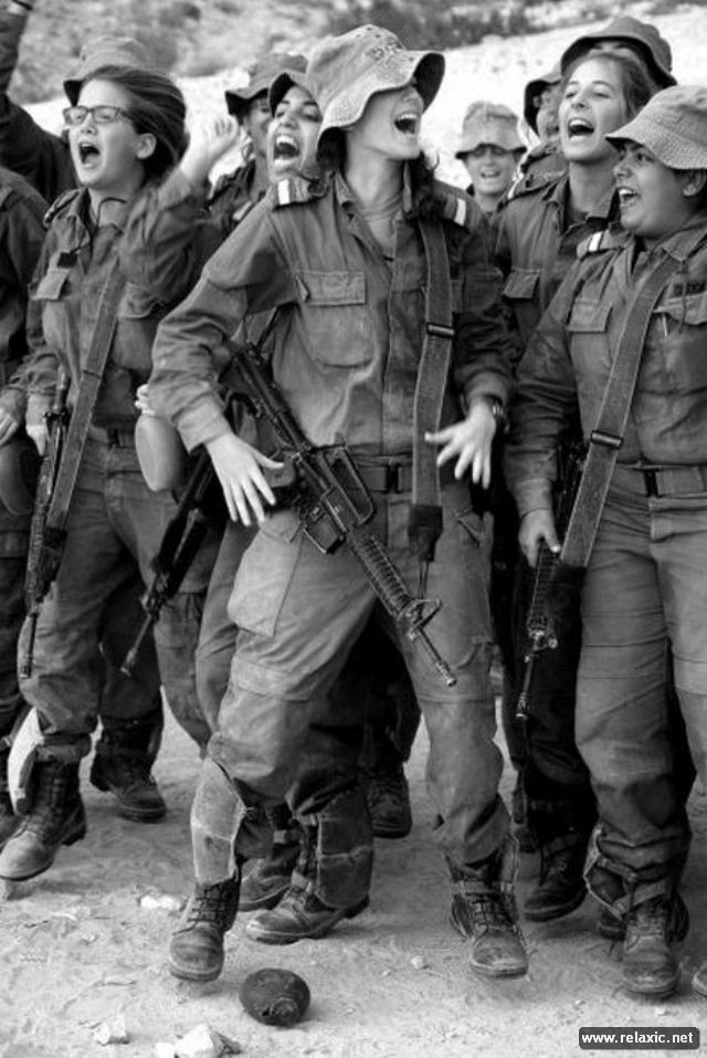 Những nữ quân nhân xinh đẹp Israel khiến giới mày râu cũng phải cúi chào ảnh 81