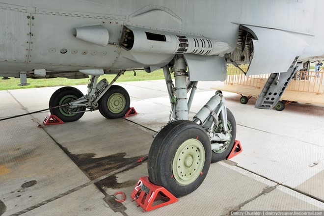 Khám phá bí mật siêu tiêm kích thống trị bầu trời MiG-31 ảnh 7