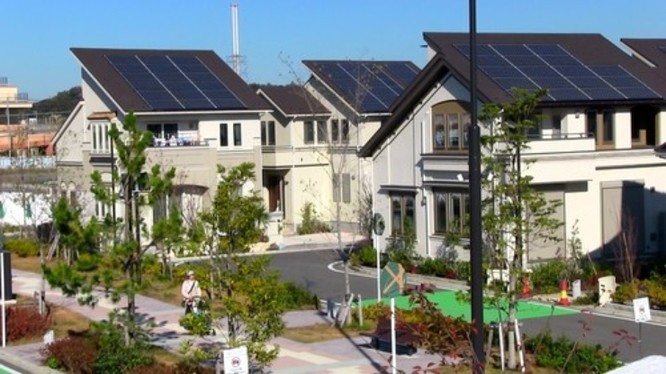 Kỳ lạ thành phố sử dụng năng lượng mặt trời ở Nhật Bản ảnh 3