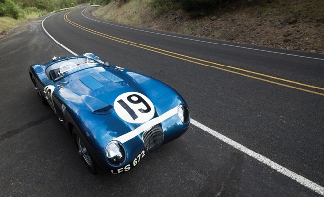 Top 10 xe giá kỷ lục tại sự kiện đấu giá Monterey 2015 ảnh 6