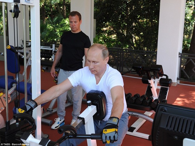Bí mật giúp ông Putin thành người đàn ông thép ảnh 6