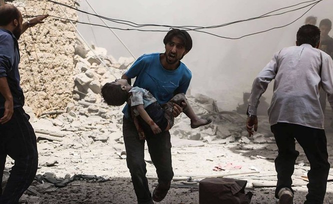 Chùm ảnh thảm họa nhân đạo trẻ em ở địa ngục Syria ảnh 55