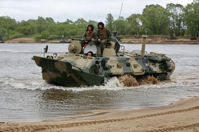 Khám phá xe thiết giáp hiện đại BTR - 82A Nga ảnh 2