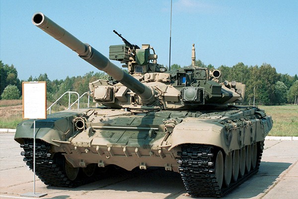 T-90 thử nghiệm thực tế chiến đấu trong sa mạc ảnh 11