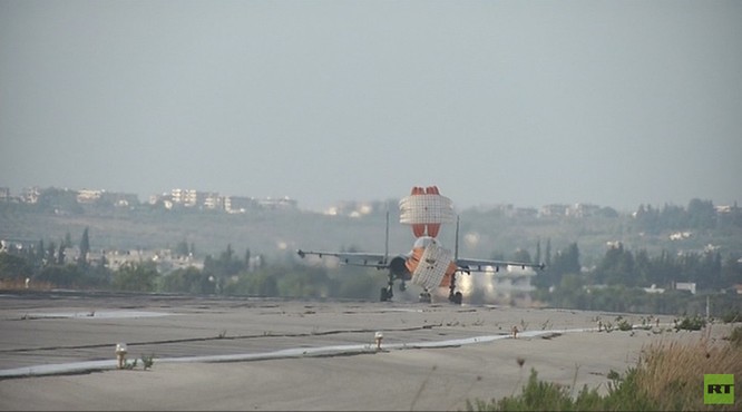 Đột nhập căn cứ không quân Nga ở Latakia ảnh 8