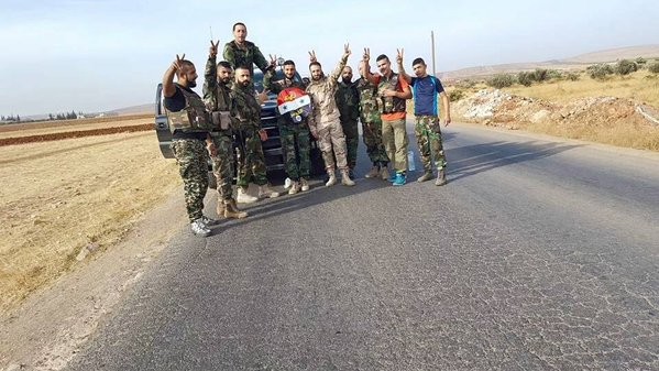 Chiến trận giằng co ác liệt giữa quân đội Syria và chiến binh IS, en - Nursa ảnh 17