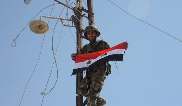 Chiến trận giằng co ác liệt giữa quân đội Syria và chiến binh IS, en - Nursa ảnh 21